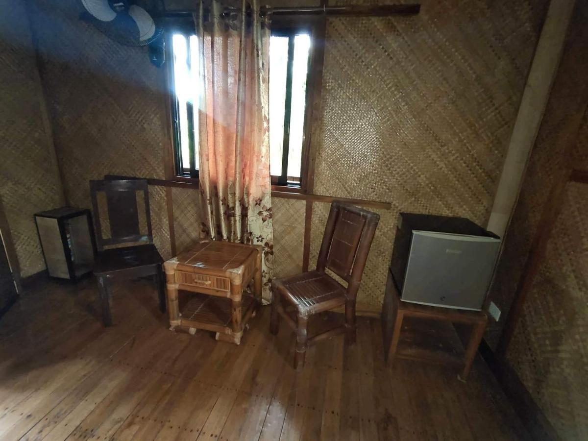 Allba's Guest house Moalboal